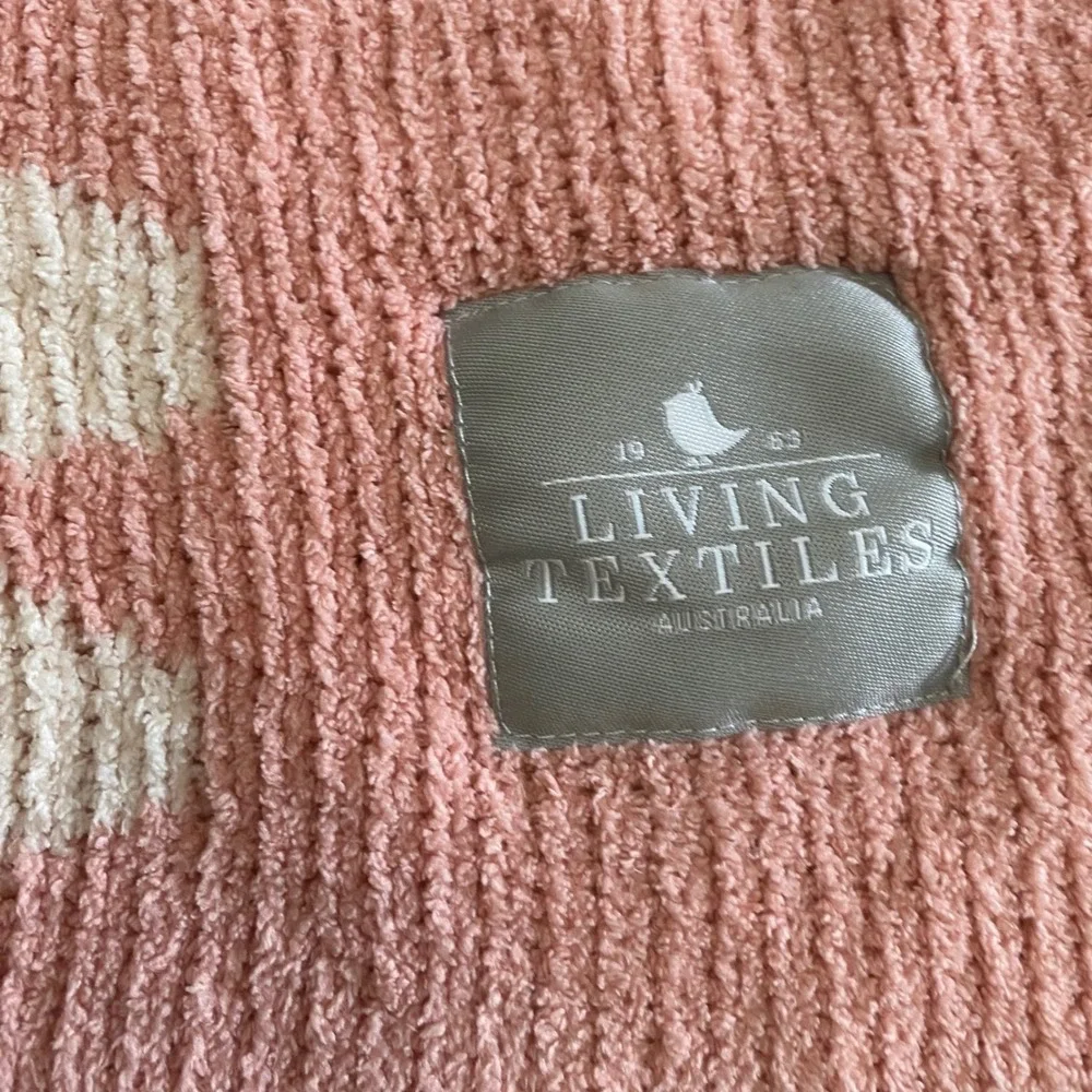 Living‎ Textiles Pink Daisy Chenille Knit Baby Blanket Reversible Floral 34x36